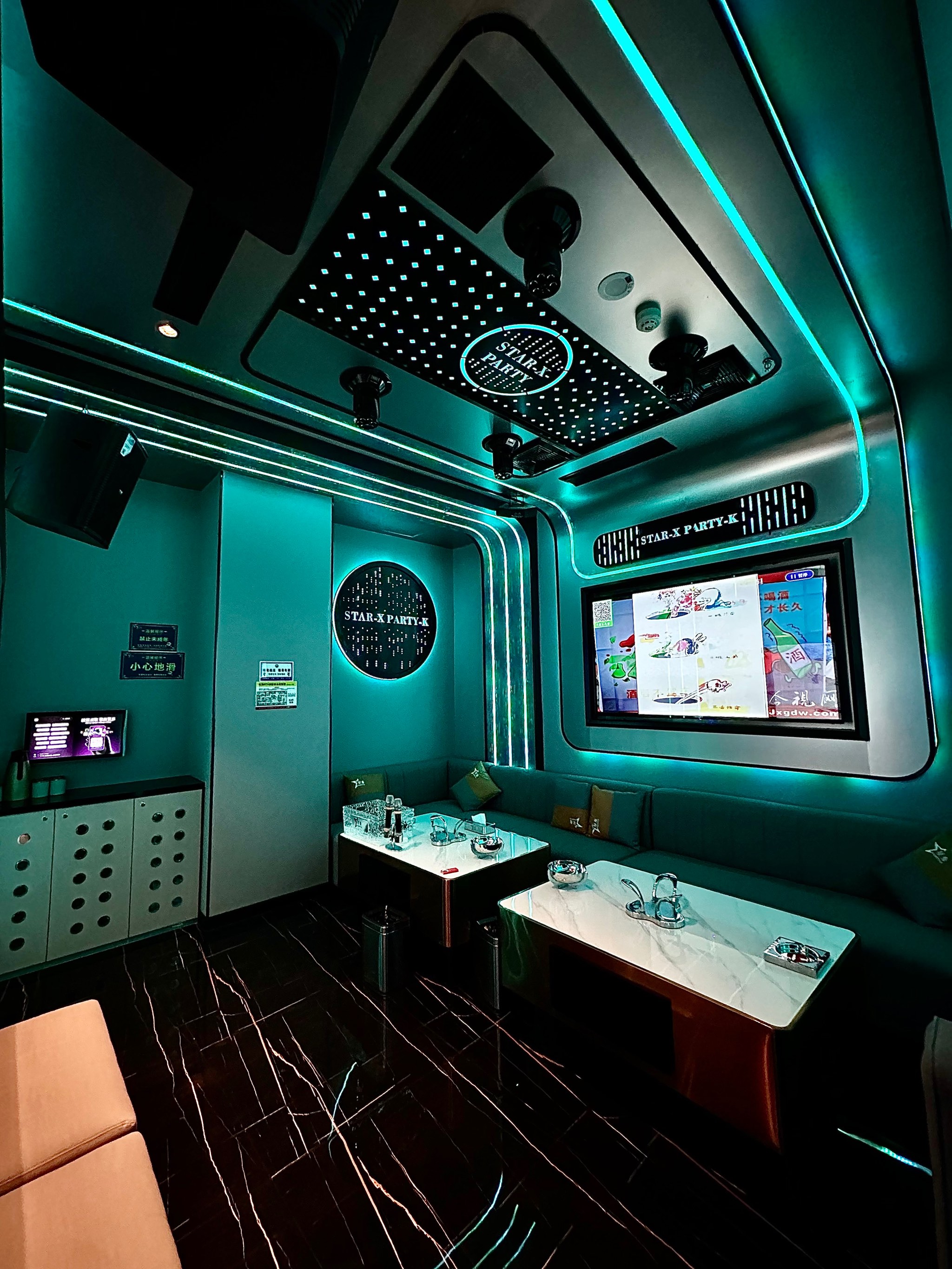 桂林商务KTV：中低端差异-叠彩区ktv预定